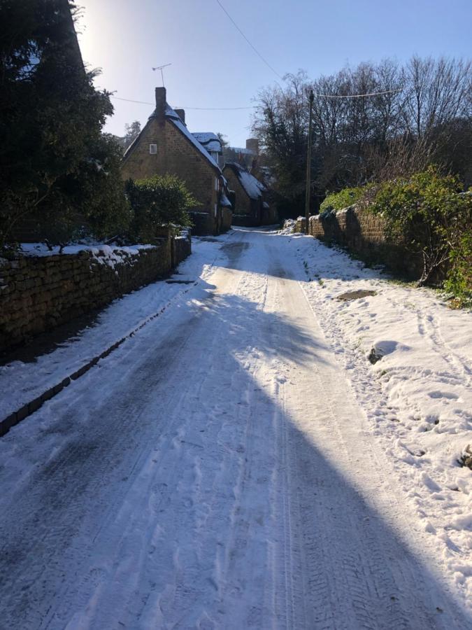 Wisteria Cottage - Hillside Holiday Cottages, Cotswolds Warmington ภายนอก รูปภาพ